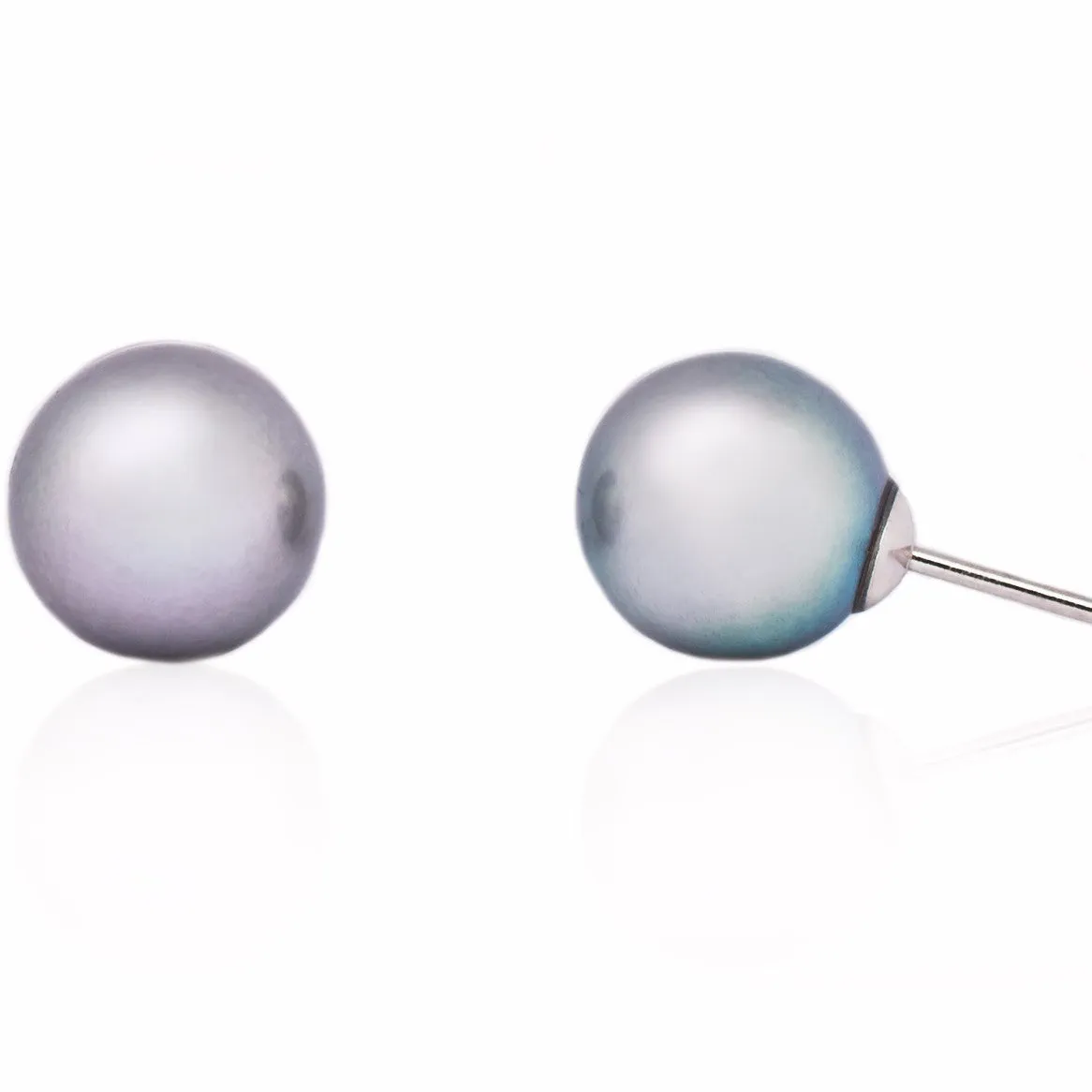 Classic Pearl Studs