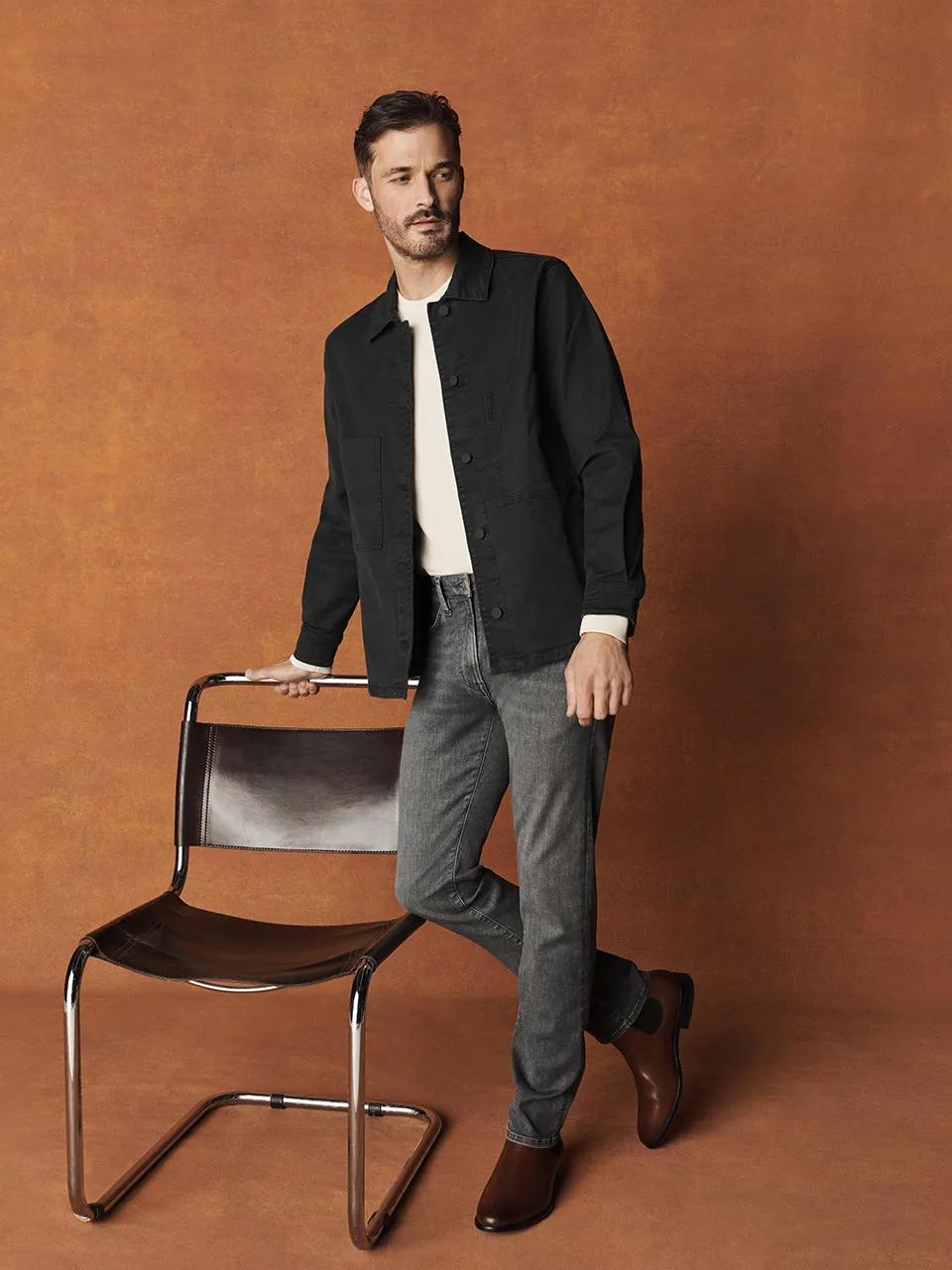 Cool Tapered Leg Jeans in Mid Smoke Urban