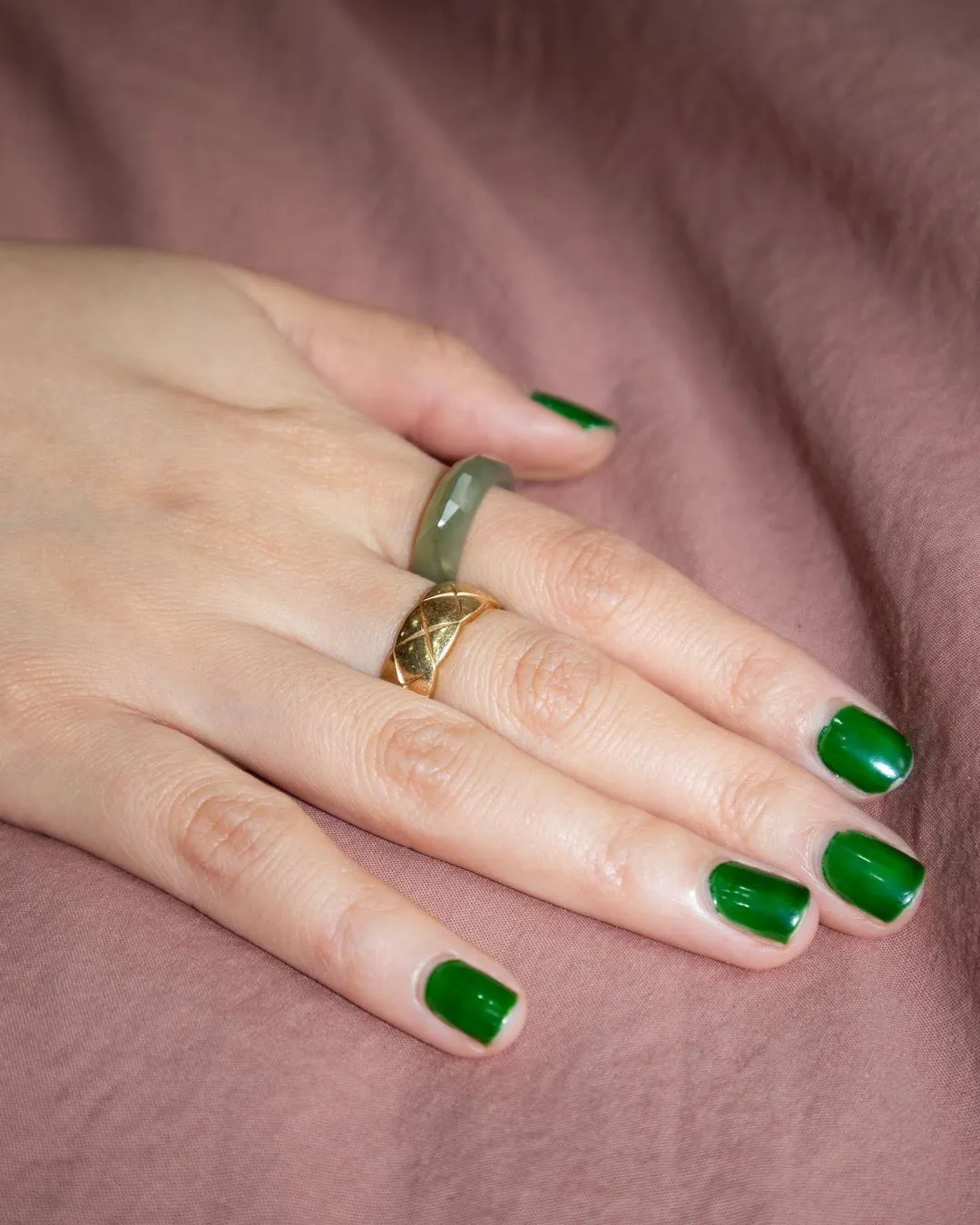 Dia — Structured green jade ring