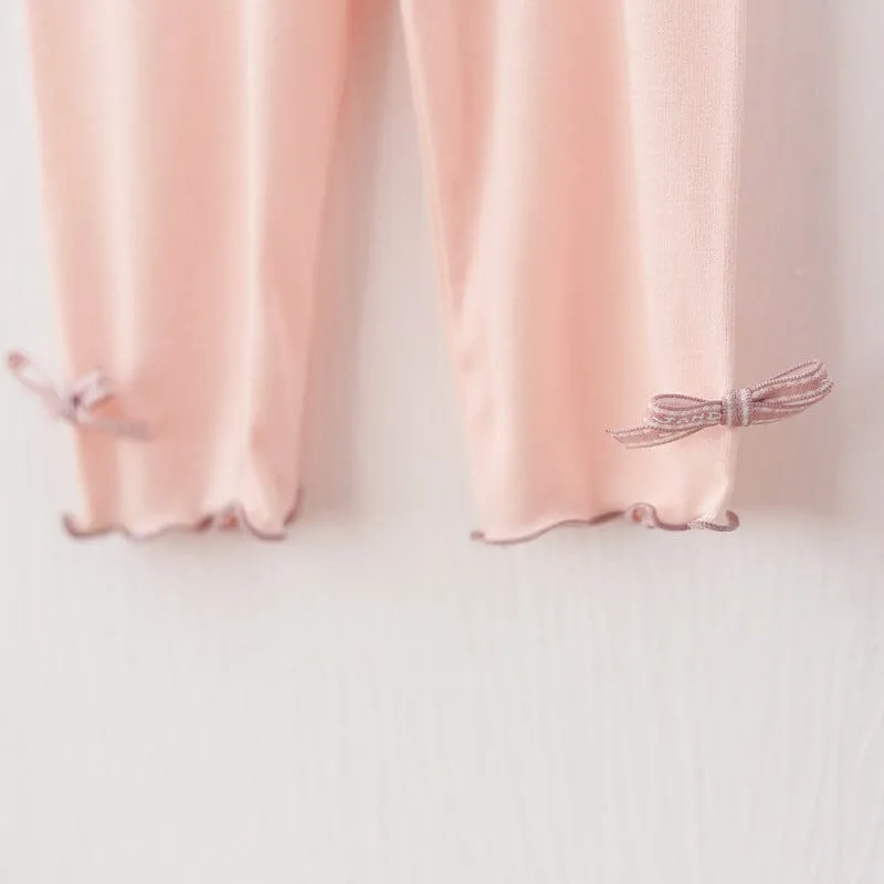 Eleanor Ruffle Bow Capri Leggings