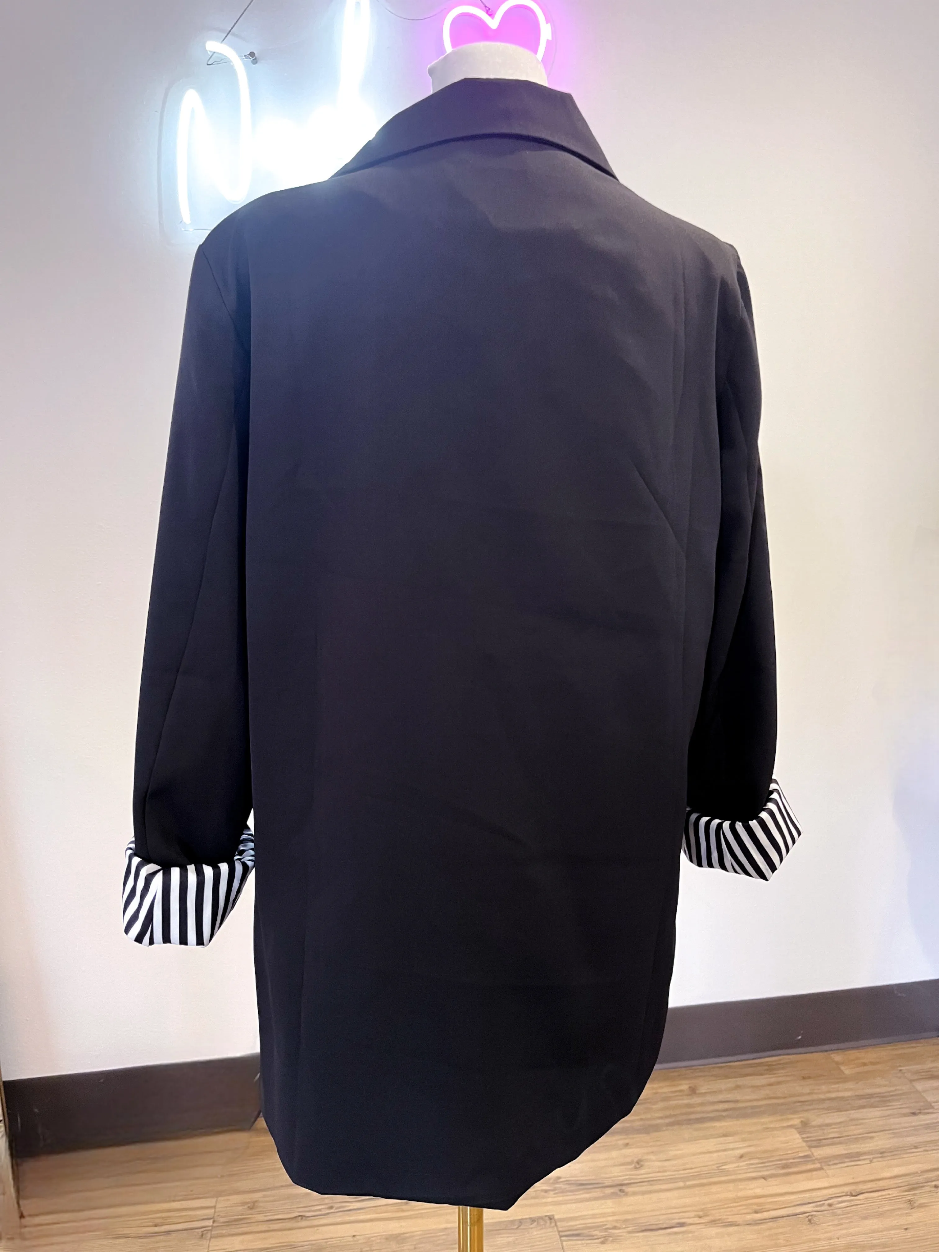 ETA 10/18 - Solid Black Single Button Blazer