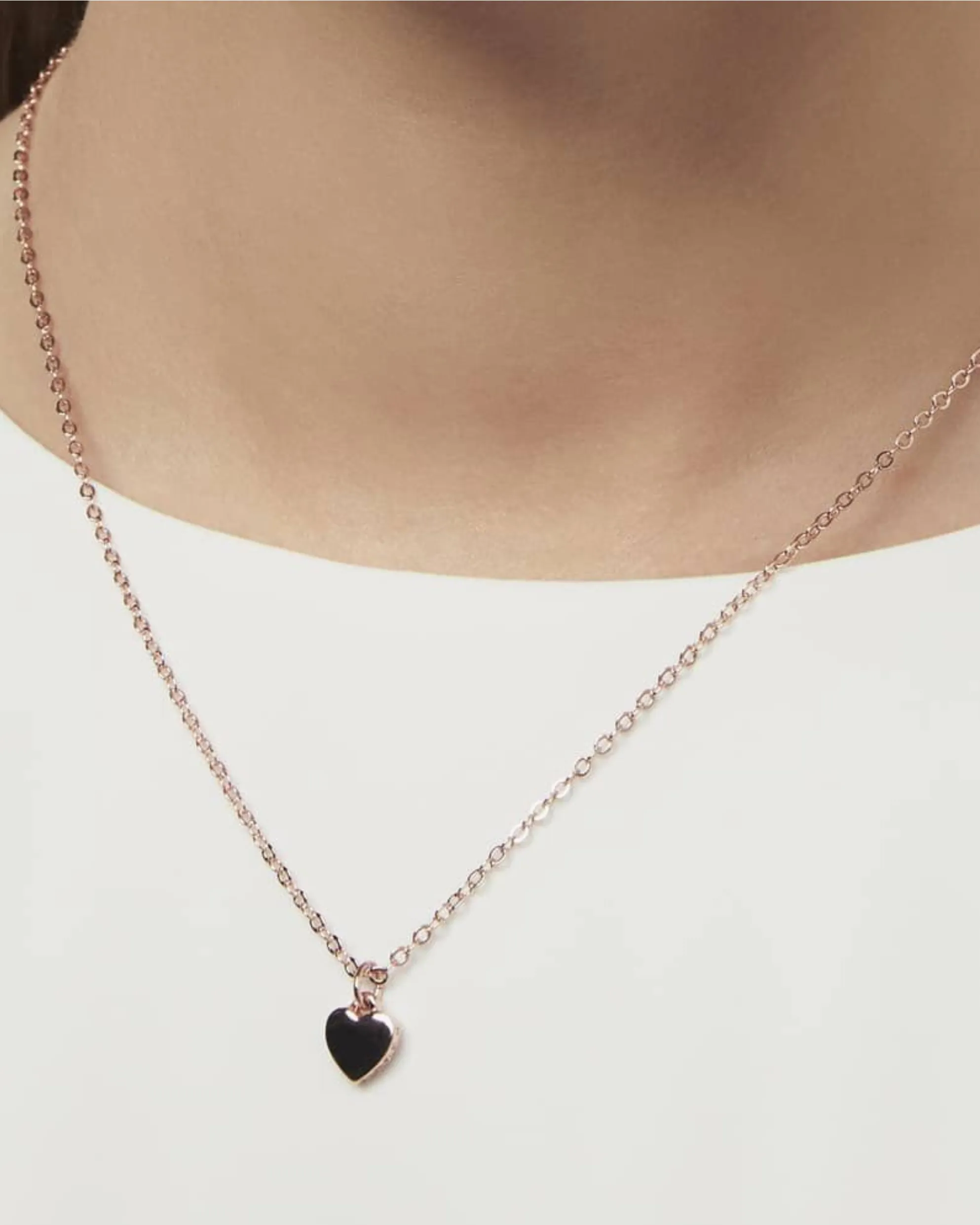Hara Tiny Heart Pendant Necklace Rose Gold