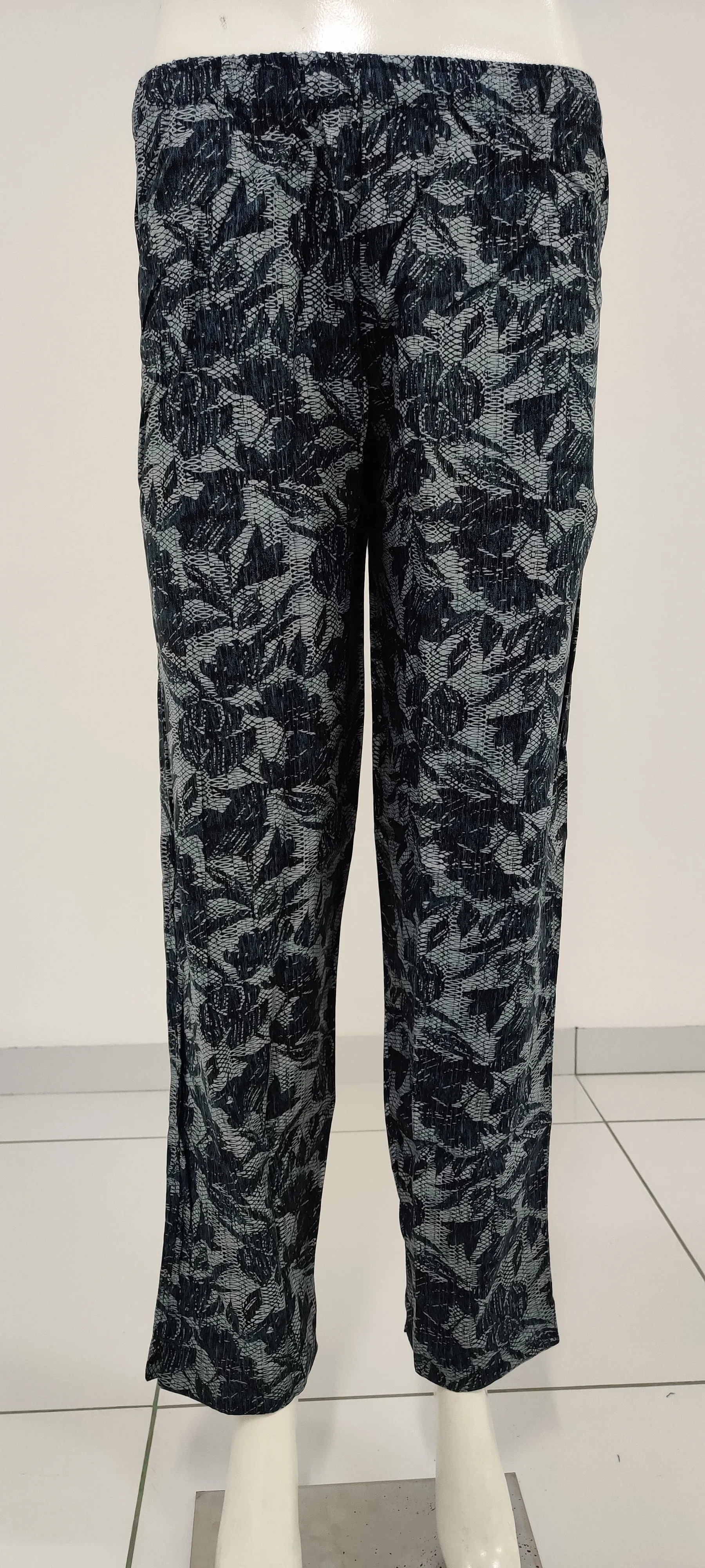 MANGAI Premium RAYON Printed Stylish U-Cut Model Night Suits | Stylish Print's All Over | Top & Bottom Set | 3/4 Sleeve| U-Cut Neck | Trendy Night Suits for Stylish Women's (RUNS-UCUT)