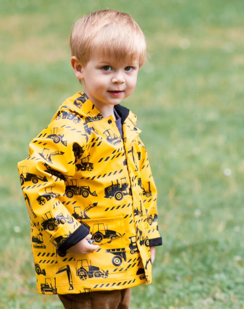 OAKIWEAR CHILDREN’S RAIN JACKET W SOFT LINING & EASY ON SNAPS, CONSTRUCTION VEHICLES