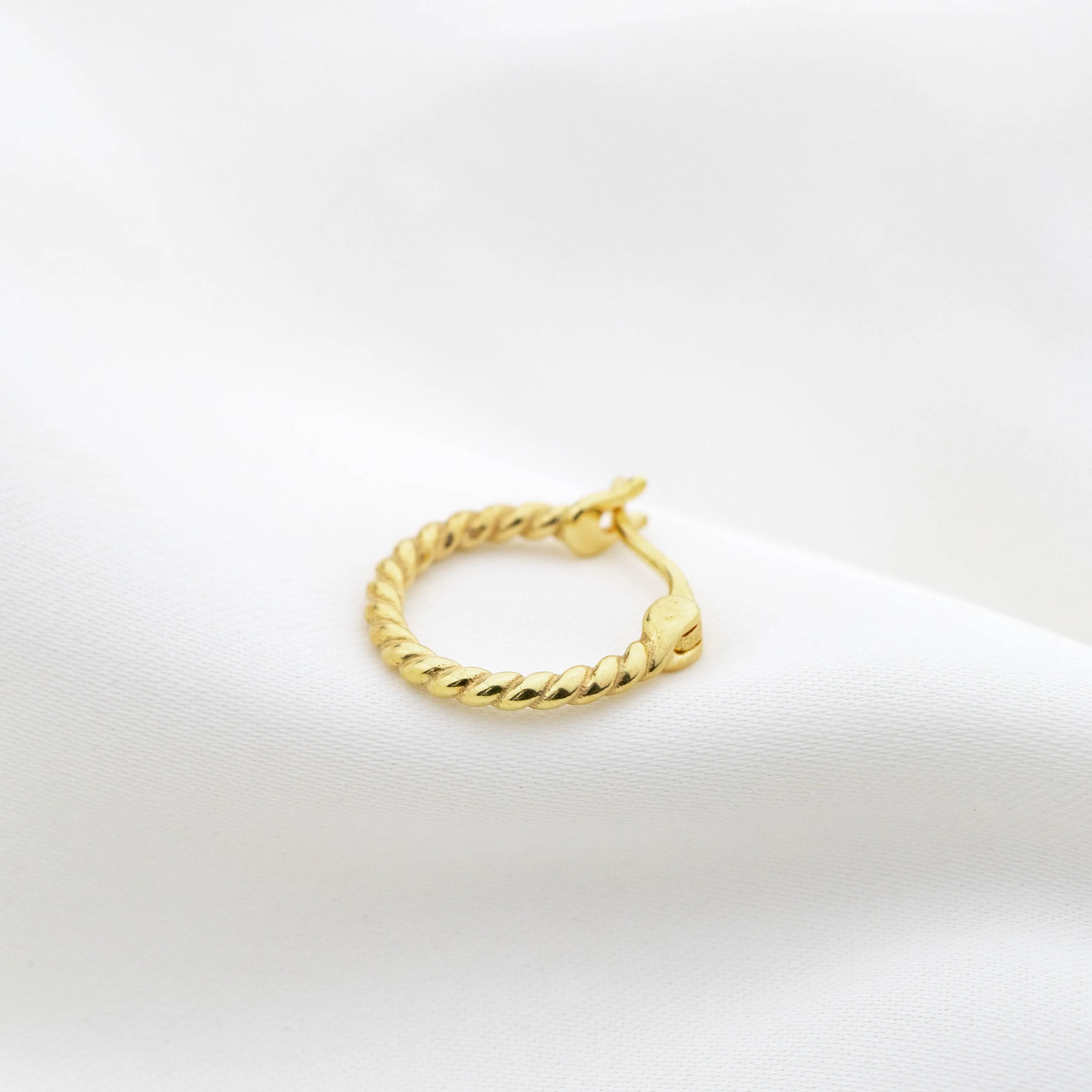 Small Twisted Hoop