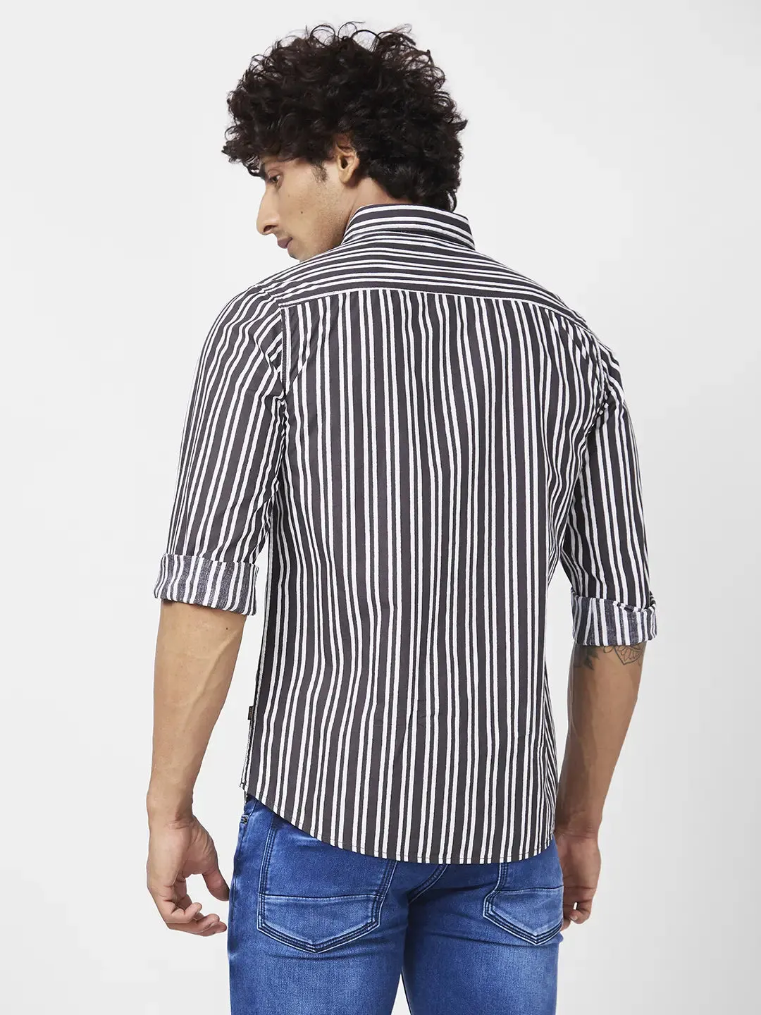 Spykar Men Charcoal Grey Poplin Regular Slim Fit Full Sleeve Casual Striped Shirt