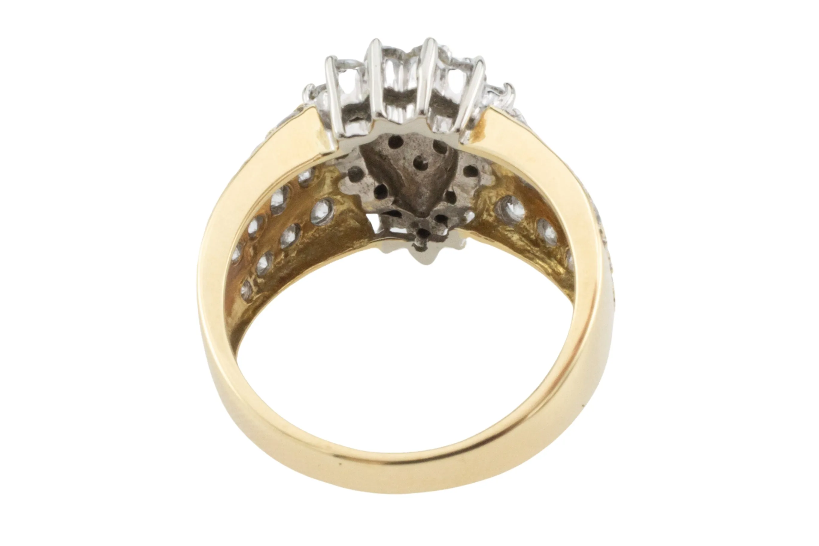 Vintage diamond ring in 18 carat gold